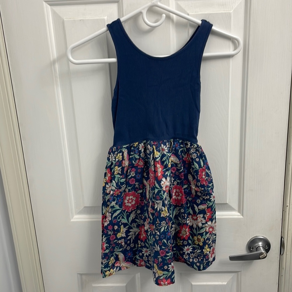 Girls flowery dress size M(8) from the gap